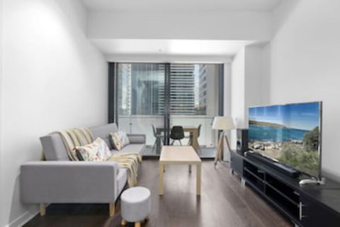 EDWARD, 3BDR Melbourne Apartment - Geraldton Accommodation 0