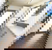 Ned Kelly's Retreat - Sophisticated style with modern convenience and magical outlook - Geraldton Accommodation