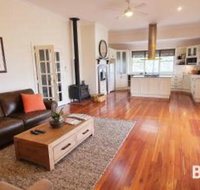 Ironbark Estate - Geraldton Accommodation