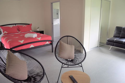 Daintree Peaks ECO Stays - Geraldton Accommodation 4