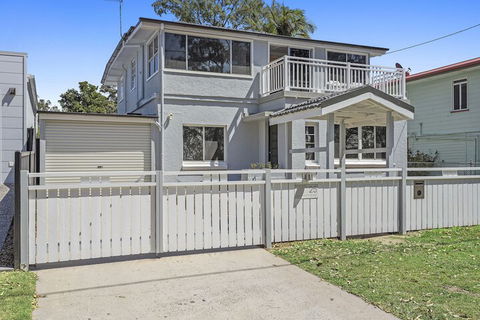 Hamptons At The Bay - Geraldton Accommodation 5