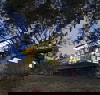 Ecocrackenback 11 'Sustainable chalet close to the slopes.' - Geraldton Accommodation