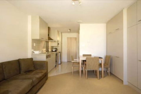 Chalet Hotham 6 - Geraldton Accommodation 6