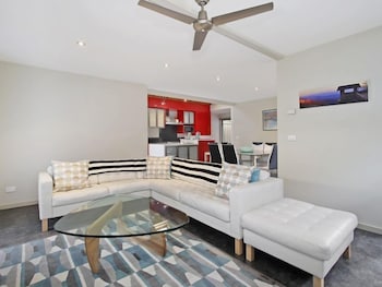 Breakaway Bright - Superb Townhouse - Geraldton Accommodation 3