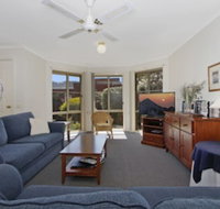 Bright Close - In the heart of Bright - Geraldton Accommodation