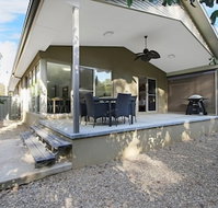 Bright Delight - Modern Luxury - Geraldton Accommodation
