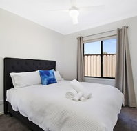 Alpine Knights Stylish Luxury - Geraldton Accommodation