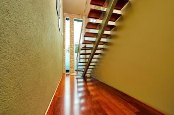 No.6 - Luxury Private Haven In The Heart Of Bright - Geraldton Accommodation 0