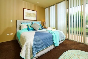 No.6 - Luxury Private Haven In The Heart Of Bright - Geraldton Accommodation 3