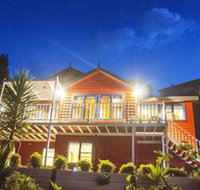 Artee House - A Bright Escape - Geraldton Accommodation