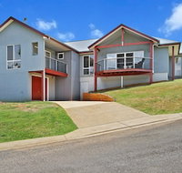3 Peaks Rise - BRIGHT - Geraldton Accommodation