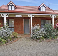 Oak Cottage - Tudor Village Unit 5 - Geraldton Accommodation