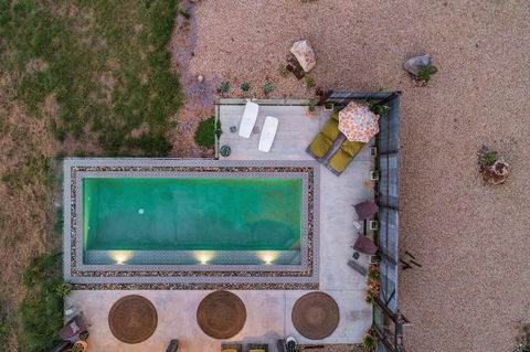 Blackbird - Geraldton Accommodation 6