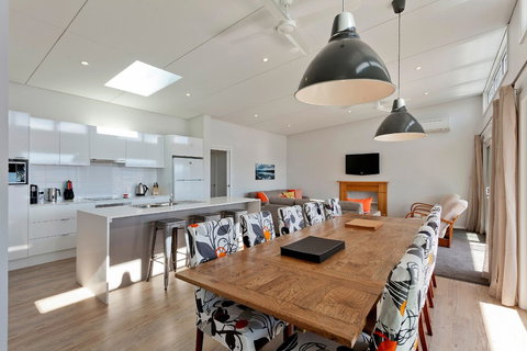 The Elements West - Jindabyne - Geraldton Accommodation 0