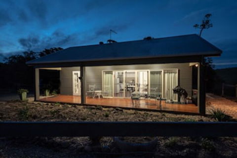 Country Mile Escape - Geraldton Accommodation 0
