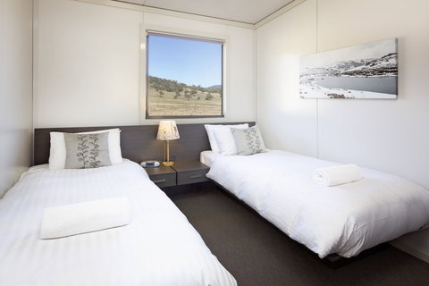 Ecocrackenback 9 'Sustainable Chalet Close To The Slopes.' - Geraldton Accommodation 6