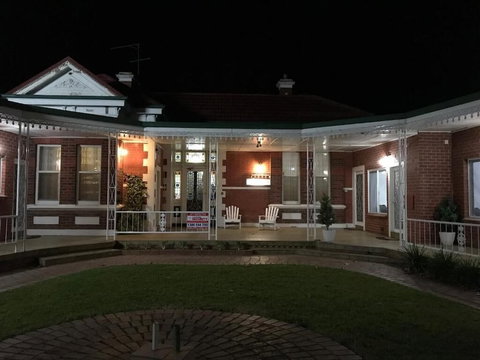 Billabong Wangaratta - Geraldton Accommodation 0