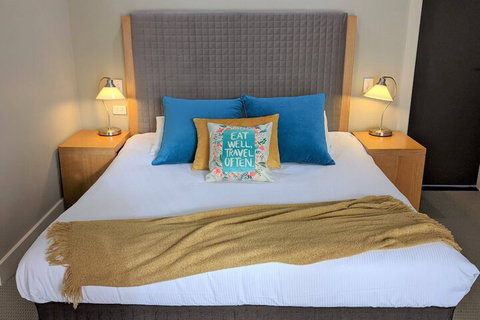 Jewel In The Crowne - Geraldton Accommodation 7