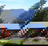 Whispering Spirit Holiday Cottages - Geraldton Accommodation