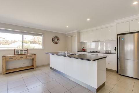 Pelican House - Geraldton Accommodation 1