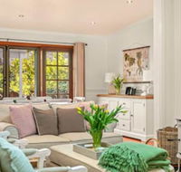 Frangipani House - Geraldton Accommodation