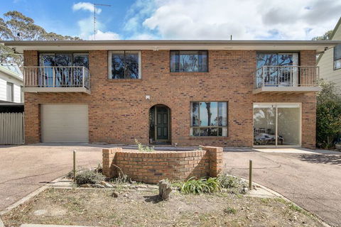 Four Seasons - Geraldton Accommodation 6