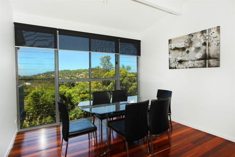 224 Centenary Heights Road Coolum Beach 500 Dollar Bond Linen Included - Geraldton Accommodation 6