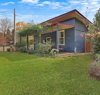 Blue Wren Cottage 3 Bedroom 2 Bath - Geraldton Accommodation