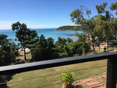 Hydeaway Retreat Beach House Hydeaway Bay - Geraldton Accommodation 4