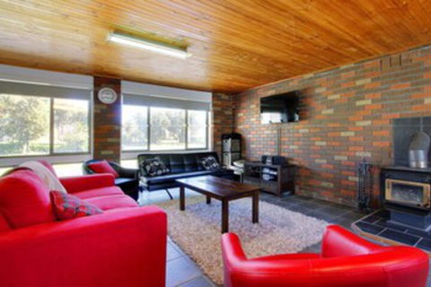 47 Anderson With Pool In Cowes - Geraldton Accommodation 0