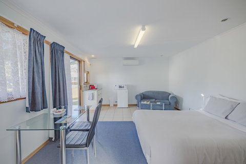 Queechy Motel - Geraldton Accommodation 6