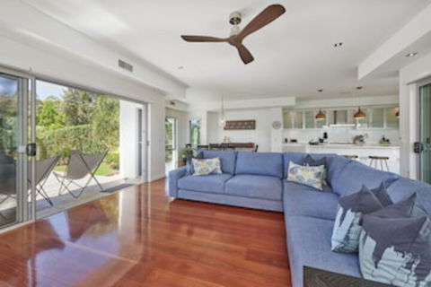 Frangipani House - Geraldton Accommodation 0