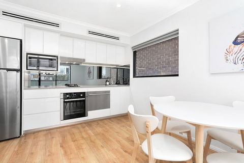 Balmain Modern Apartments - Geraldton Accommodation 1