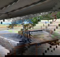 The family retreat - Geraldton Accommodation