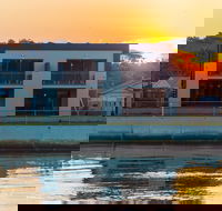 Ulverstone Waterfront Apartments - Geraldton Accommodation
