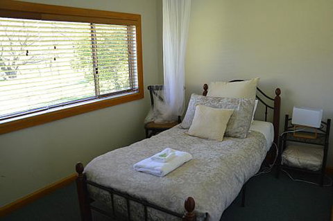 Tre Vista Lane Retreat - Geraldton Accommodation 4