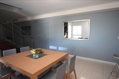 Deep Blue 14 - Geraldton Accommodation 2