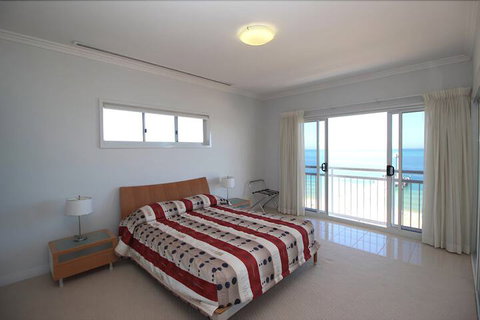 Deep Blue 14 - Geraldton Accommodation 4