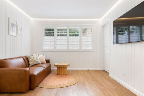 A PERFECT STAY Sunset Beach Riverside - Geraldton Accommodation 6