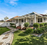 Viola House - Geraldton Accommodation