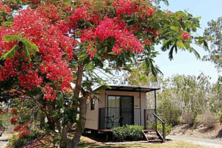 Mt Larcom QLD Geraldton Accommodation