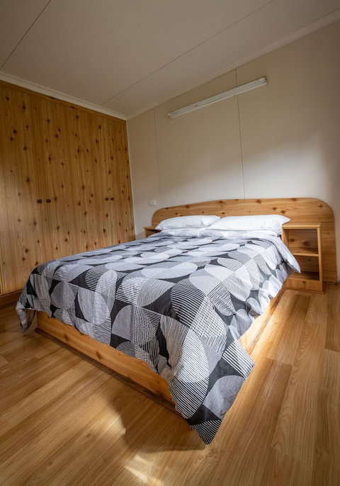 Pine Country Caravan Park - Geraldton Accommodation 4