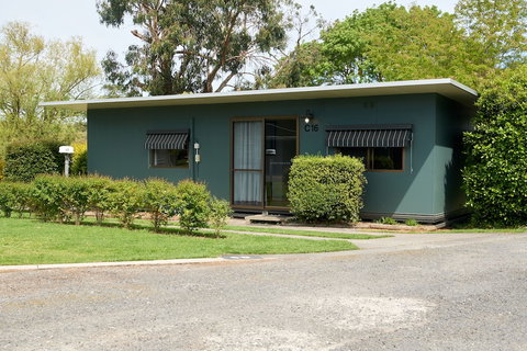 Pine Country Caravan Park - Geraldton Accommodation 5