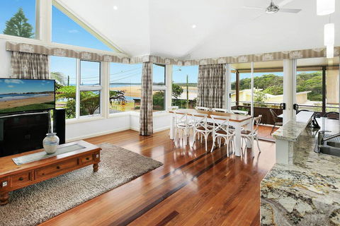 Oceanview - Geraldton Accommodation 7