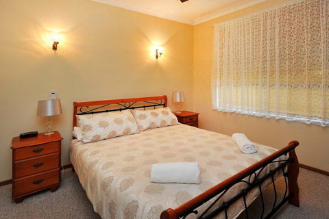 Rose Cottage Sawtell NSW - Geraldton Accommodation 1