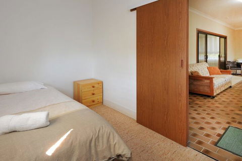 Rose Cottage Sawtell NSW - Geraldton Accommodation 4