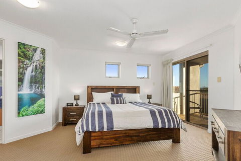 EXCLUSIVE OCEAN VIEW PENTHOUSE On MARINE PARADE - Geraldton Accommodation 2