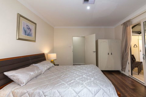 The Haven 6A Turnberry Drive - Geraldton Accommodation 7