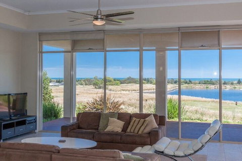 Golfers Paradise 52 Huntingdale Drive - Geraldton Accommodation 5