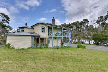 Blue Seal Accommodation - Geraldton Accommodation 0